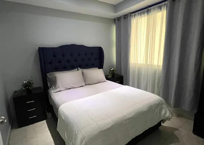 Private Penthouse / Penthouse Privado